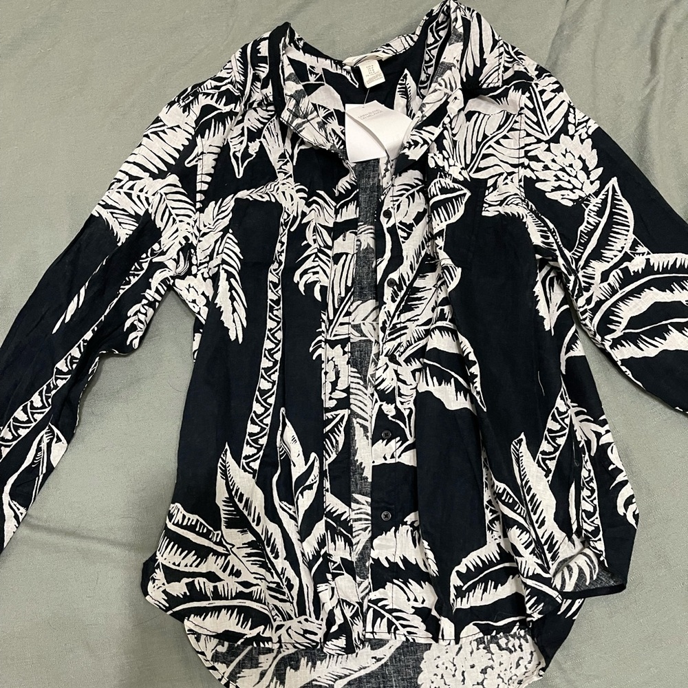 Navy blue and white palm button up